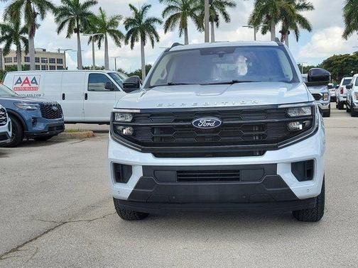 Silver Metallic 2025 Ford Expedition Active