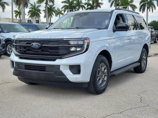 Silver Metallic 2025 Ford Expedition Active