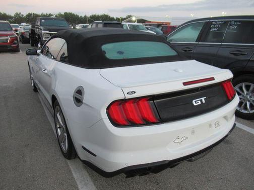 OXFORD WHITE 2019 Ford Mustang GT Premium