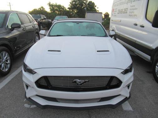 OXFORD WHITE 2019 Ford Mustang GT Premium