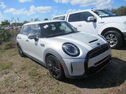 2022 MINI Hardtop Cooper S