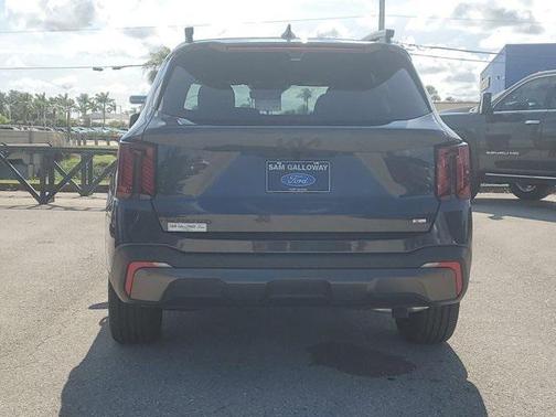 2025 Kia Sorento SX