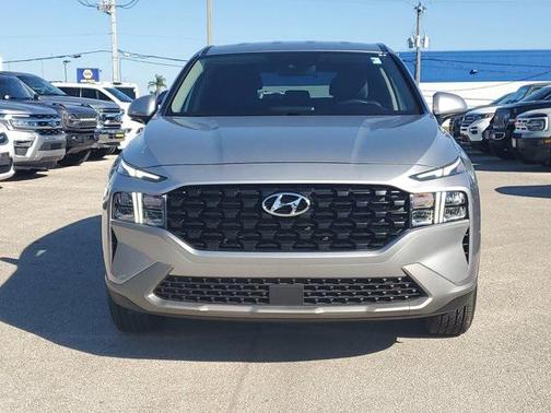 2022 Hyundai SANTA FE SE