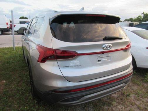 2022 Hyundai SANTA FE SE