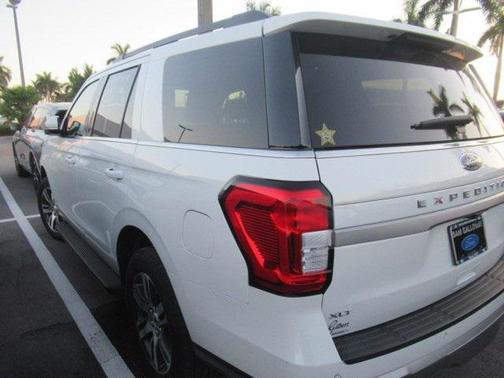 2024 Ford Expedition XLT