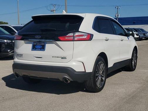 2020 Ford Edge Titanium