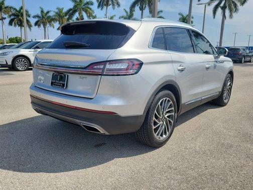 Ingot Silver 2019 Lincoln Nautilus Reserve