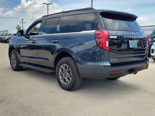 Blue Metallic 2025 Ford Expedition Active