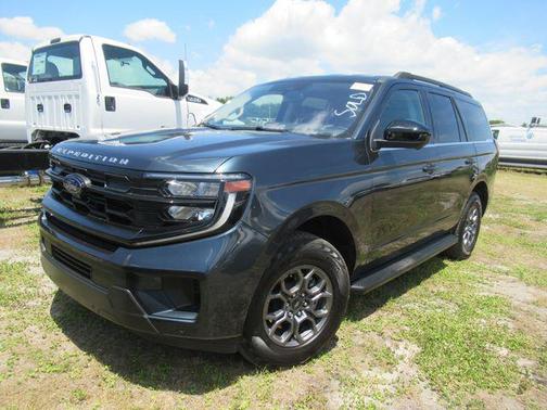 Blue Metallic 2025 Ford Expedition Active