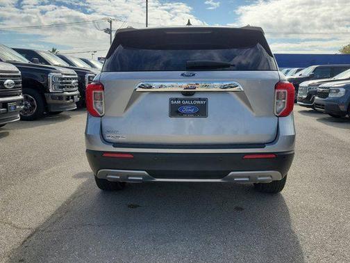 Silver Metallic 2023 Ford Explorer XLT