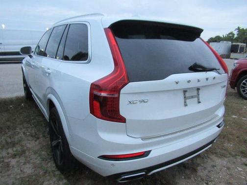 2017 Volvo XC90 T5 R-Design