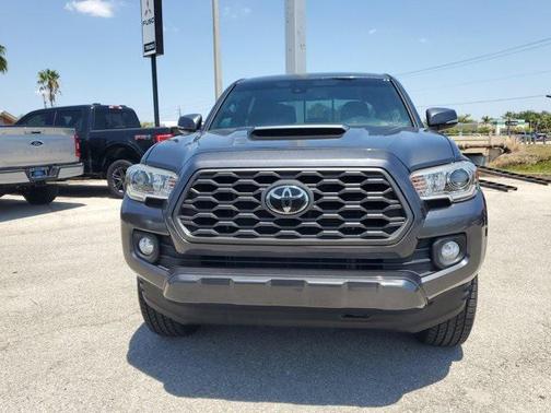 2020 Toyota Tacoma SR5