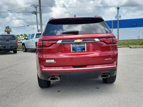 Radiant Red 2023 Chevrolet Traverse Premier