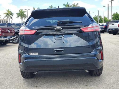 2024 Ford Edge SE