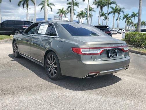 2017 Lincoln Continental Reserve