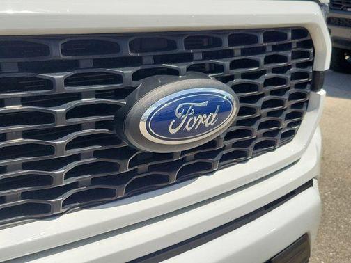 OXFORD WHITE 2023 Ford F-150 XL