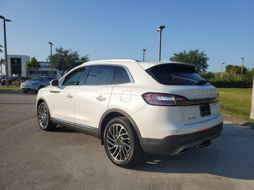 2020 Lincoln Nautilus Reserve