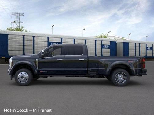 2025 Ford F-450 Platinum