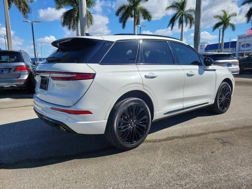 2023 Lincoln Corsair Reserve