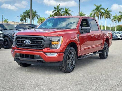 Chili Pepper Red 2023 Ford F-150 XLT
