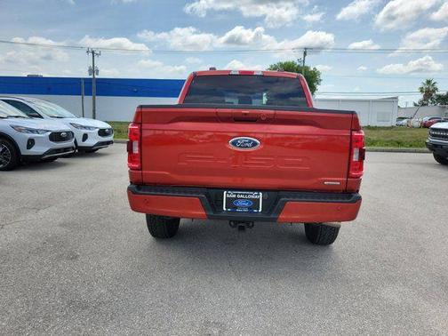 Chili Pepper Red 2023 Ford F-150 XLT