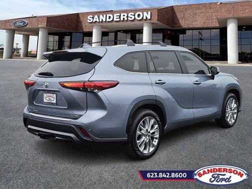 2021 Toyota Highlander LIMITED