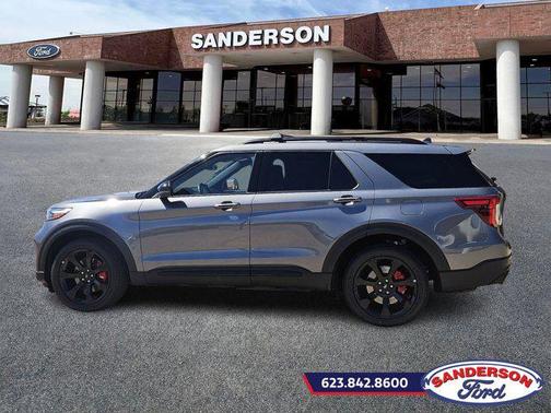 2022 Ford Explorer ST