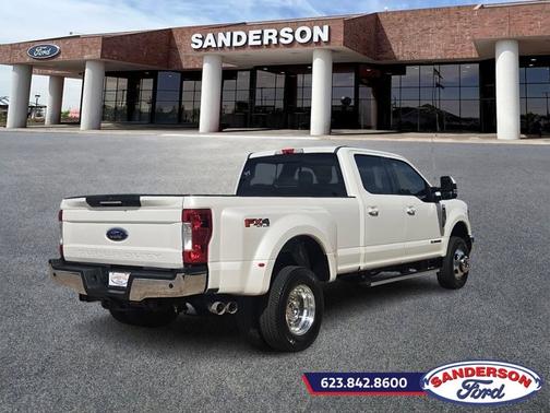 2017 Ford F-350 LARIAT SUPER DUTY