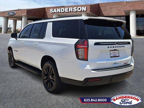 2023 Chevrolet Suburban RST