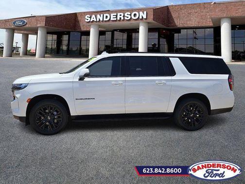 2023 Chevrolet Suburban RST
