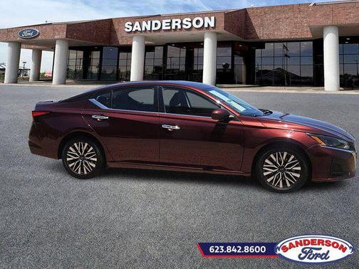 2023 Nissan Altima 2.5 SV