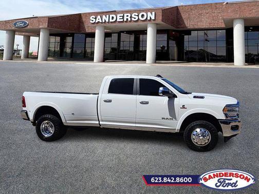 2019 RAM 3500 Laramie Crew Cab 4x4 8' Box