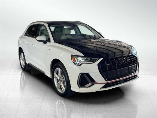2024 Audi Q3 45 S line Premium Plus