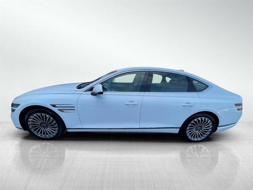 2023 Genesis Electrified G80 Base