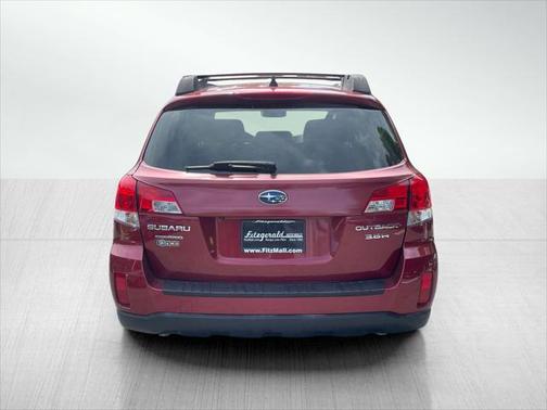 2014 Subaru Outback 3.6R Limited