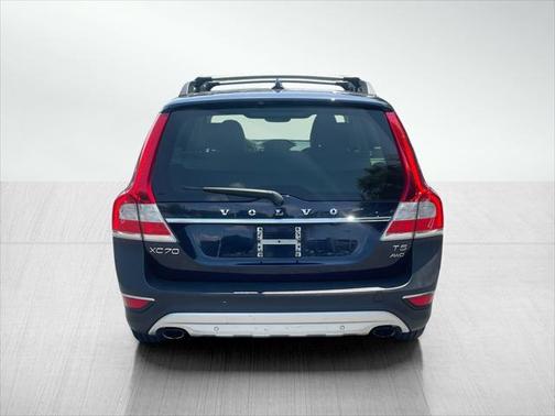 2016 Volvo XC70 T5 Platinum
