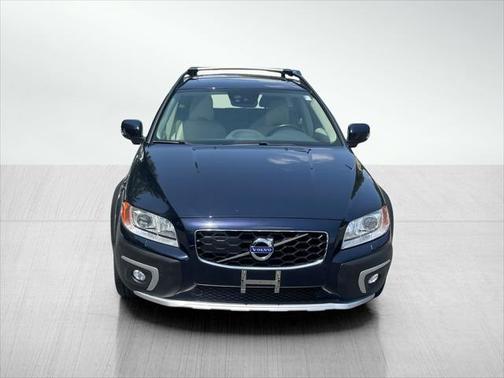 2016 Volvo XC70 T5 Platinum