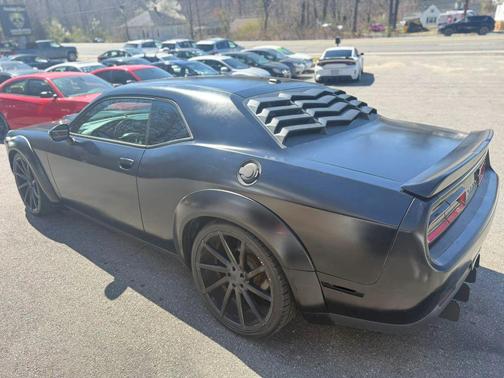 Pitch Black Clearcoat 2015 Dodge Challenger SXT