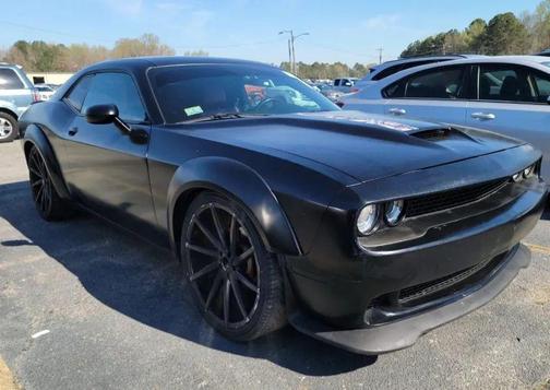 Pitch Black Clearcoat 2015 Dodge Challenger SXT