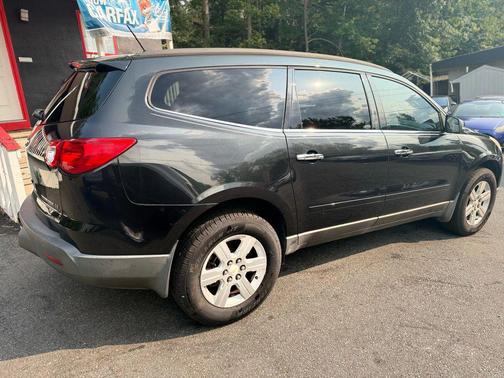 2011 Chevrolet Traverse 2LT