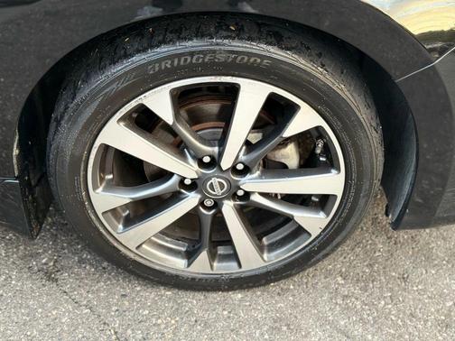 2016 Nissan Altima 2.5 SR