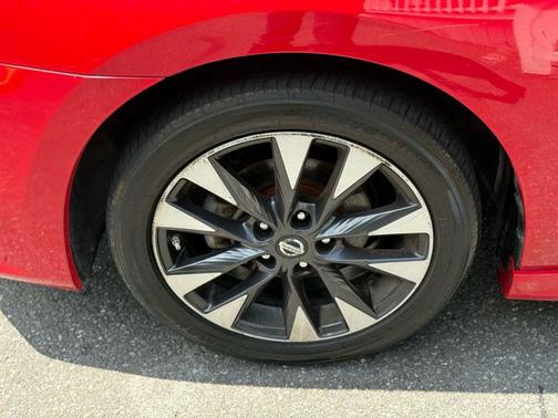 2016 Nissan Sentra SR