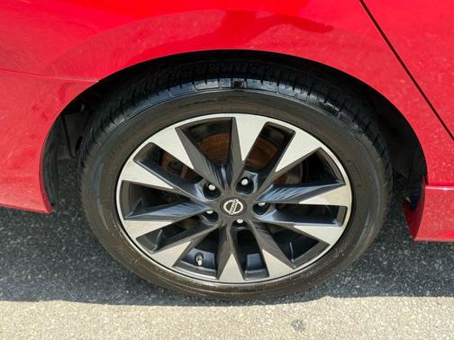 2016 Nissan Sentra SR