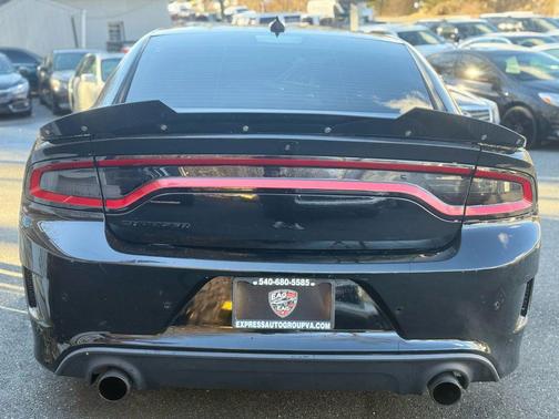 2017 Dodge Charger SXT