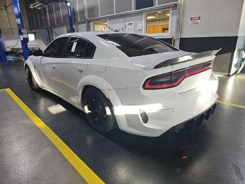 2016 Dodge Charger SRT Hellcat