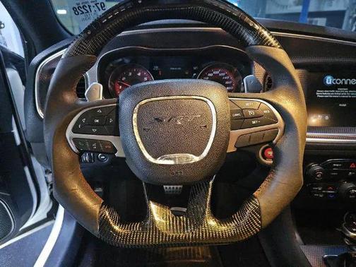 2016 Dodge Charger SRT Hellcat