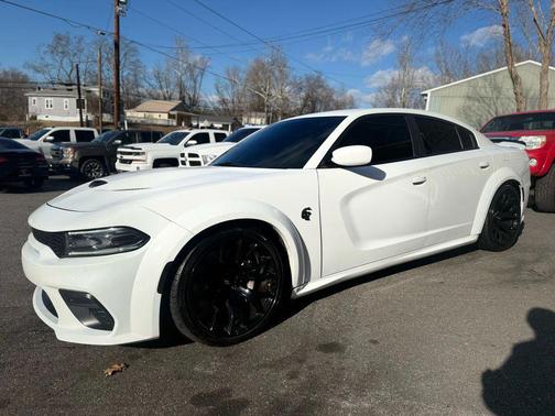 2016 Dodge Charger SRT Hellcat