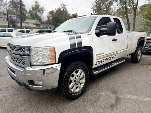 2011 Chevrolet Silverado 3500 LT