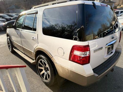 2011 Ford Expedition XLT