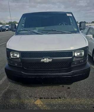2005 Chevrolet Express 2500 Base